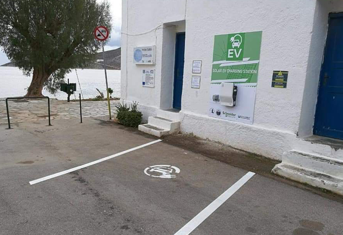 Σταθμός φόρτισης Λειβάδια Τήλου