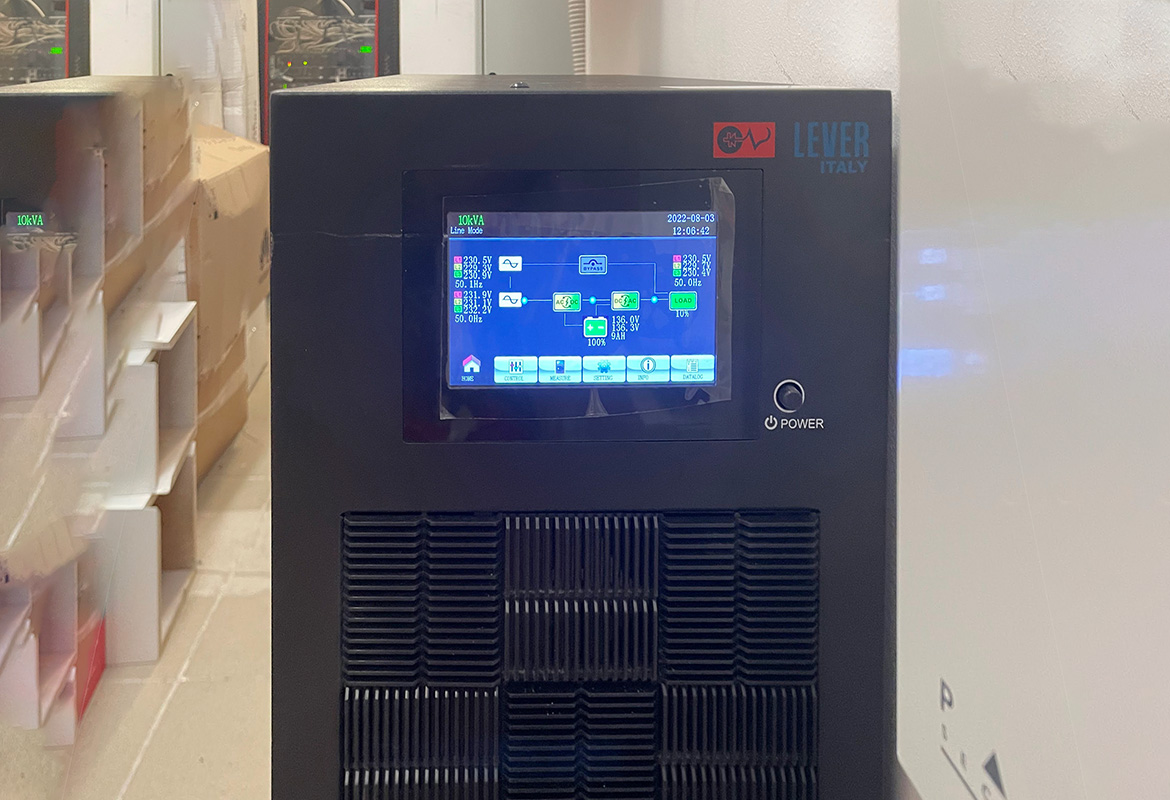 Ετήσια προληπτική συντήρηση και αντικατάσταση μπαταριών UPS 10kva